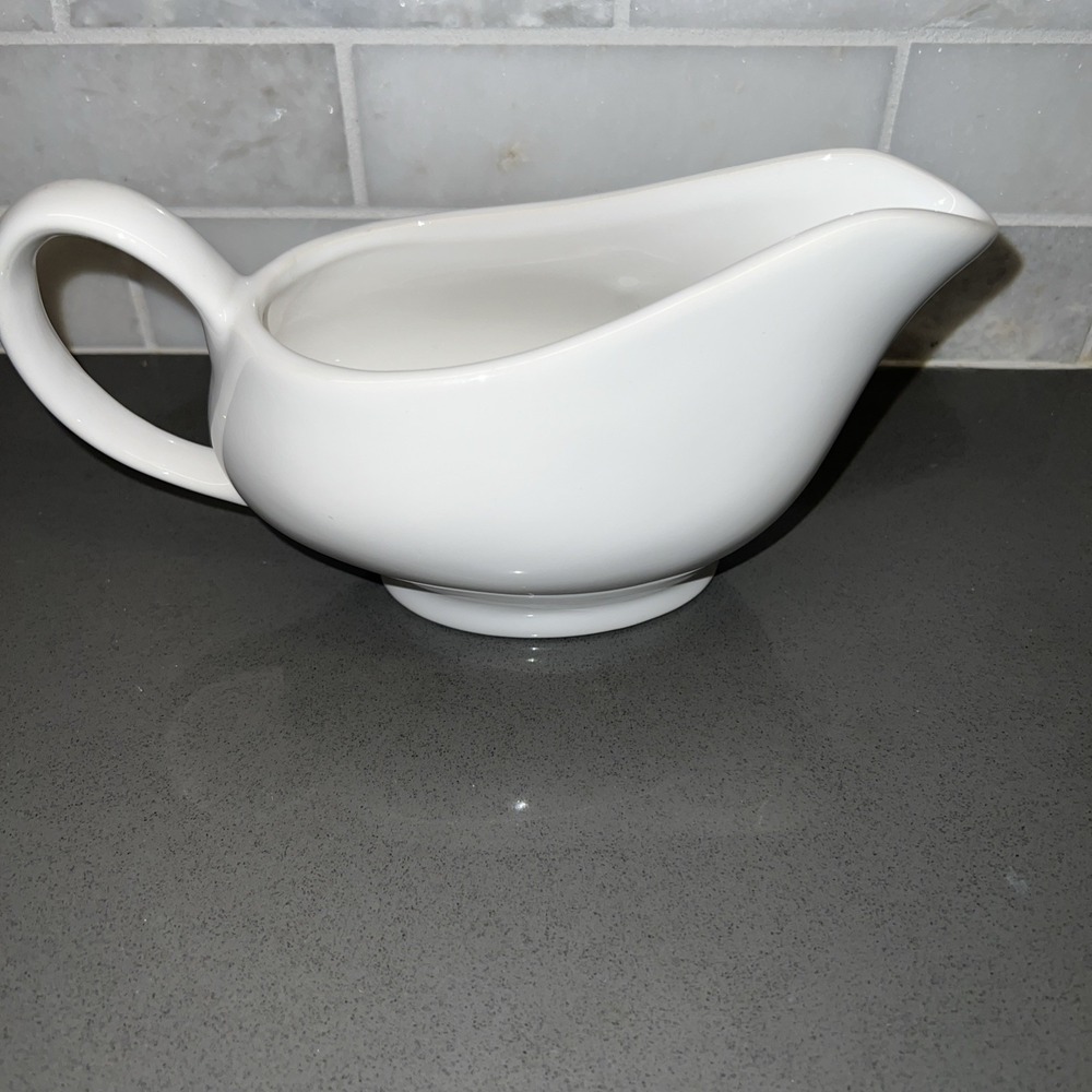 R Home Handcrafted Ceramic Gravy Boat White Handled Made in Portugal 2 Cup
